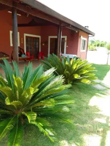 Fazenda/Sítio com 3 Quartos à venda, 130m² no Guamirim, Caçapava
