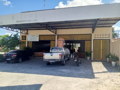 Ponto Comercial para alugar, 2400m² no Centro, Eusébio