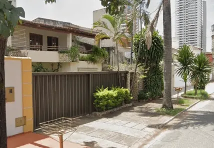 Sobrado com 6 Quartos à venda, 246m² no Jardim América, Goiânia