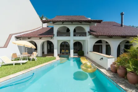 Casa com 3 Quartos à venda, 456m² no Vila Assunção, Porto Alegre