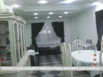 Sobrado com 4 Quartos à venda, 250m² no Vila Cascatinha, São Vicente