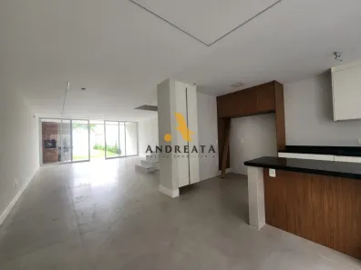 Casa de Condomínio com 4 Quartos à venda, 260m² no Barra da Tijuca, Rio de Janeiro