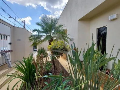 Casa com 3 Quartos à venda, 232m² no Parque São Quirino, Campinas