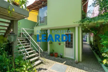 Sobrado com 6 Quartos à venda, 263m² no Água Branca, São Paulo