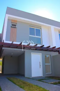 Sobrado com 3 Quartos à venda, 109m² no Espinheiros, Itajaí