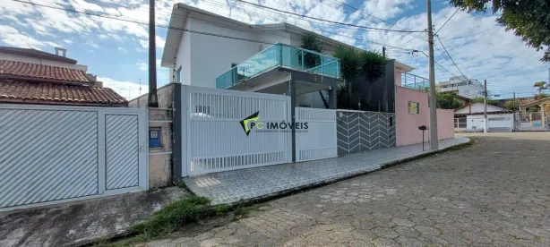 Casa com 3 Quartos à venda, 168m² no Centro, Peruíbe