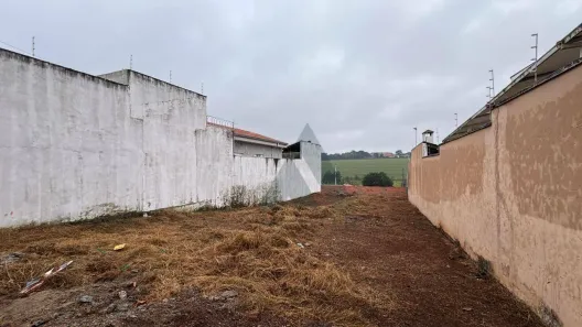 Lote/Terreno à venda, 300m² no Vila Nastri, Itapetininga