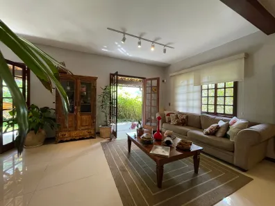 Casa de Condomínio com 4 Quartos à venda, 231m² no Pimenteiras, Teresópolis