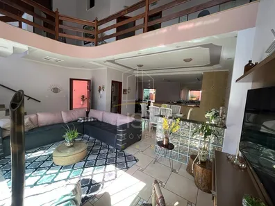 Sobrado com 3 Quartos à venda, 289m² no Demarchi, São Bernardo do Campo