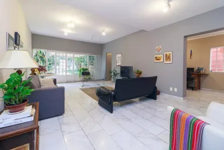 Casa com 3 Quartos à venda, 385m² no Vila Cordeiro, São Paulo