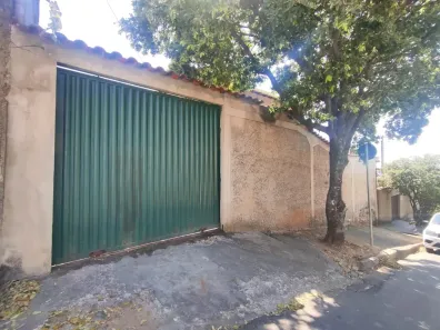 Casa com 6 Quartos à venda, 255m² no Pousada Santo Antônio, Belo Horizonte