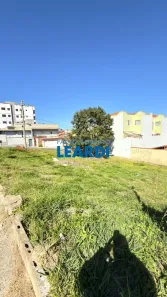 Lote/Terreno à venda, 440m² no Jardim das Acácias, Poços de Caldas