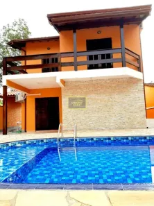 Casa com 4 Quartos para alugar, 220m² no Centro, Caraguatatuba
