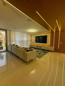 Casa com 4 Quartos à venda, 10m² no Camboinhas, Niterói