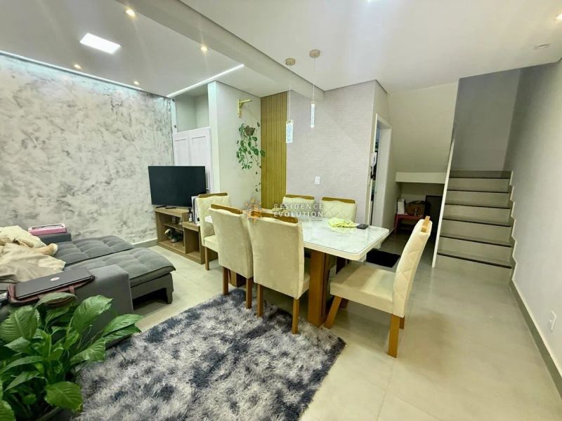 Casa com 3 quartos — Santa Amélia, Belo Horizonte