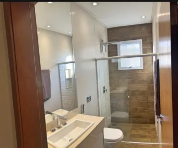 Sobrado com 5 Quartos à venda, 10m² no Setor Aeroporto, Goiânia