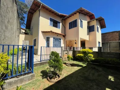 Casa com 6 Quartos à venda, 496m² no Serra, Belo Horizonte