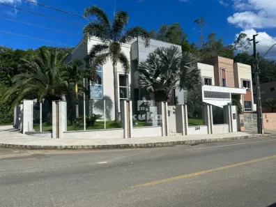 Casa com 3 Quartos à venda, 310m² no Amizade, Jaraguá do Sul