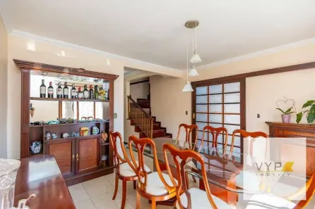 Casa com 4 Quartos à venda, 212m² no Xaxim, Curitiba