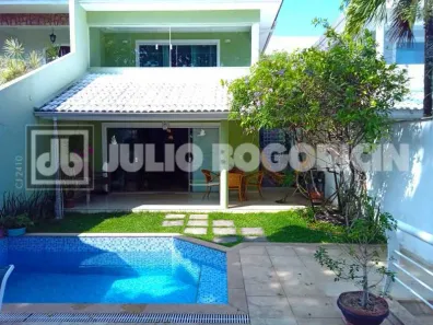 Casa de Condomínio com 3 Quartos à venda, 228m² no Anil, Rio de Janeiro