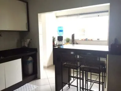 Apartamento com 3 Quartos para alugar, 130m² no Centro, Balneário Camboriú