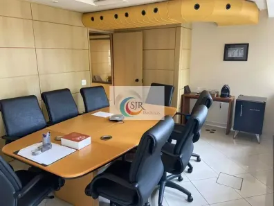 Sala Comercial à venda, 180m² no Santo Amaro, São Paulo