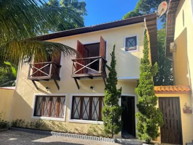 Sobrado com 4 Quartos à venda, 200m² no Bairro de Juquehy, São Sebastião