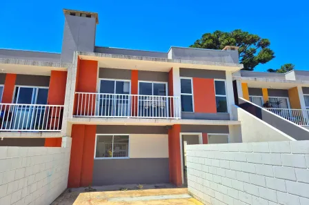 Casa com 2 Quartos à venda, 52m² no Santa Cândida, Curitiba