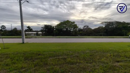 Lote/Terreno à venda, 450m² no Cidade Alpha, Eusébio