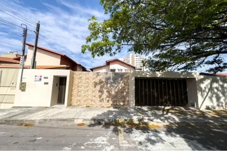 Casa com 5 Quartos à venda, 426m² no Engenheiro Luciano Cavalcante, Fortaleza