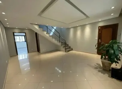 Sobrado com 3 Quartos para alugar, 175m² no Vila Gomes Cardim, São Paulo