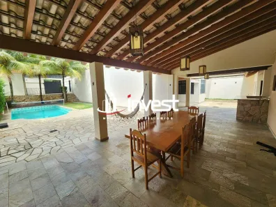 Casa com 4 Quartos à venda, 350m² no Nossa Senhora da Abadia, Uberaba