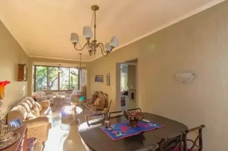 Apartamento com 2 Quartos à venda, 74m² no Bom Fim, Porto Alegre