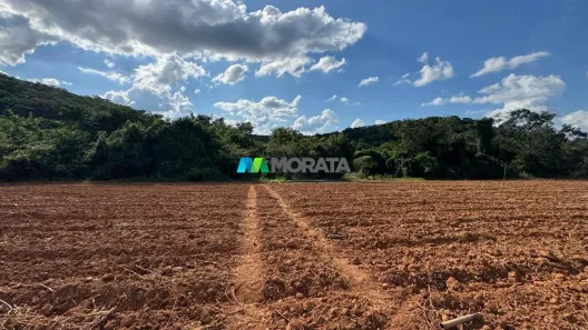 Fazenda/Sítio com 1 Quarto à venda, 510m² no , Cordisburgo