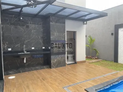 Casa com 3 Quartos à venda, 170m² no Jardim Patrícia, Uberlândia