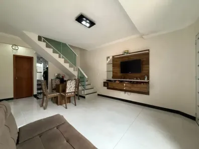 Casa com 2 Quartos à venda, 73m² no Vila Cloris, Belo Horizonte