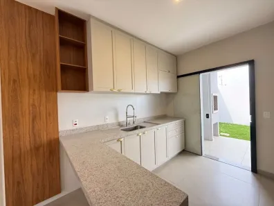 Casa com 2 Quartos à venda, 151m² no Recanto Tropical, Cascavel
