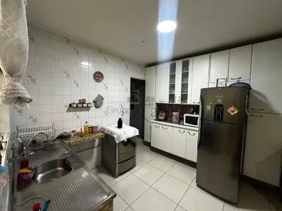 Casa com 3 Quartos à venda, 58m² no Jardim Pararangaba, São José dos Campos