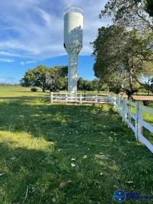 Fazenda/Sítio com 3 Quartos à venda, 136m² no Setor Central, Crixás