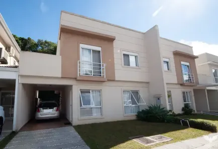 Sobrado com 3 Quartos à venda, 131m² no Abranches, Curitiba