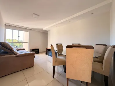 Apartamento com 3 Quartos para alugar, 54m² no Vila Bosque, Maringá