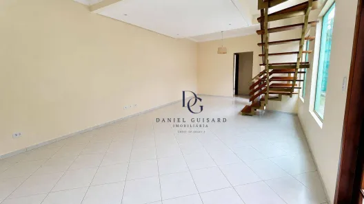 Casa com 4 Quartos para alugar, 150m² no Residencial Portal da Mantiqueira, Taubaté