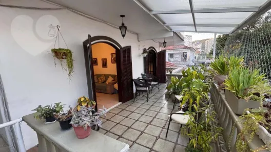 Casa com 5 Quartos à venda, 225m² no Santa Rosa, Niterói