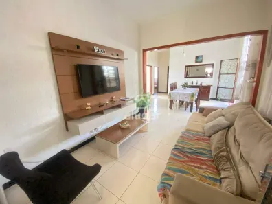 Casa com 3 Quartos à venda, 300m² no Monte Carmelo, Montes Claros