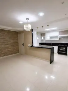 Apartamento com 4 Quartos para alugar, 103m² no Jóquei, Teresina