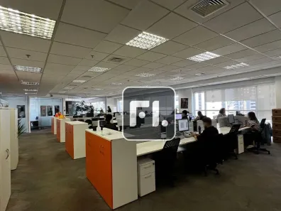 Sala Comercial para venda ou aluguel, 374m² no Vila Olímpia, São Paulo