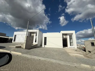 Casa com 3 Quartos à venda, 78m² no Serrotão, Campina Grande