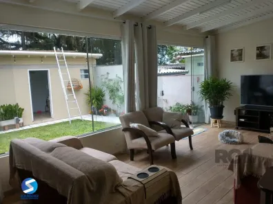 Casa com 2 Quartos à venda, 155m² no Jardim Europa, Porto Alegre