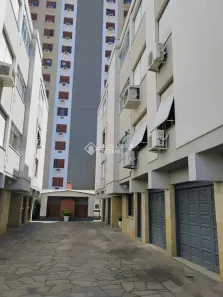 Apartamento com 3 Quartos à venda, 94m² no Jardim Itu, Porto Alegre