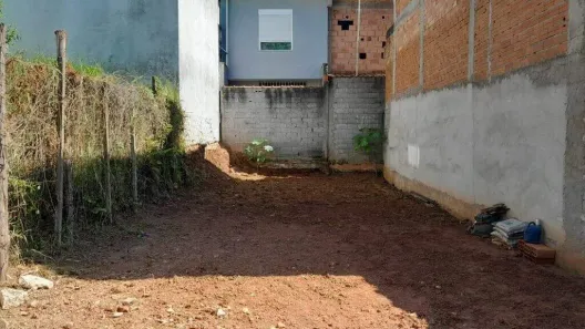 Lote/Terreno à venda, 100m² no Condomínio Maracanã, Santo André